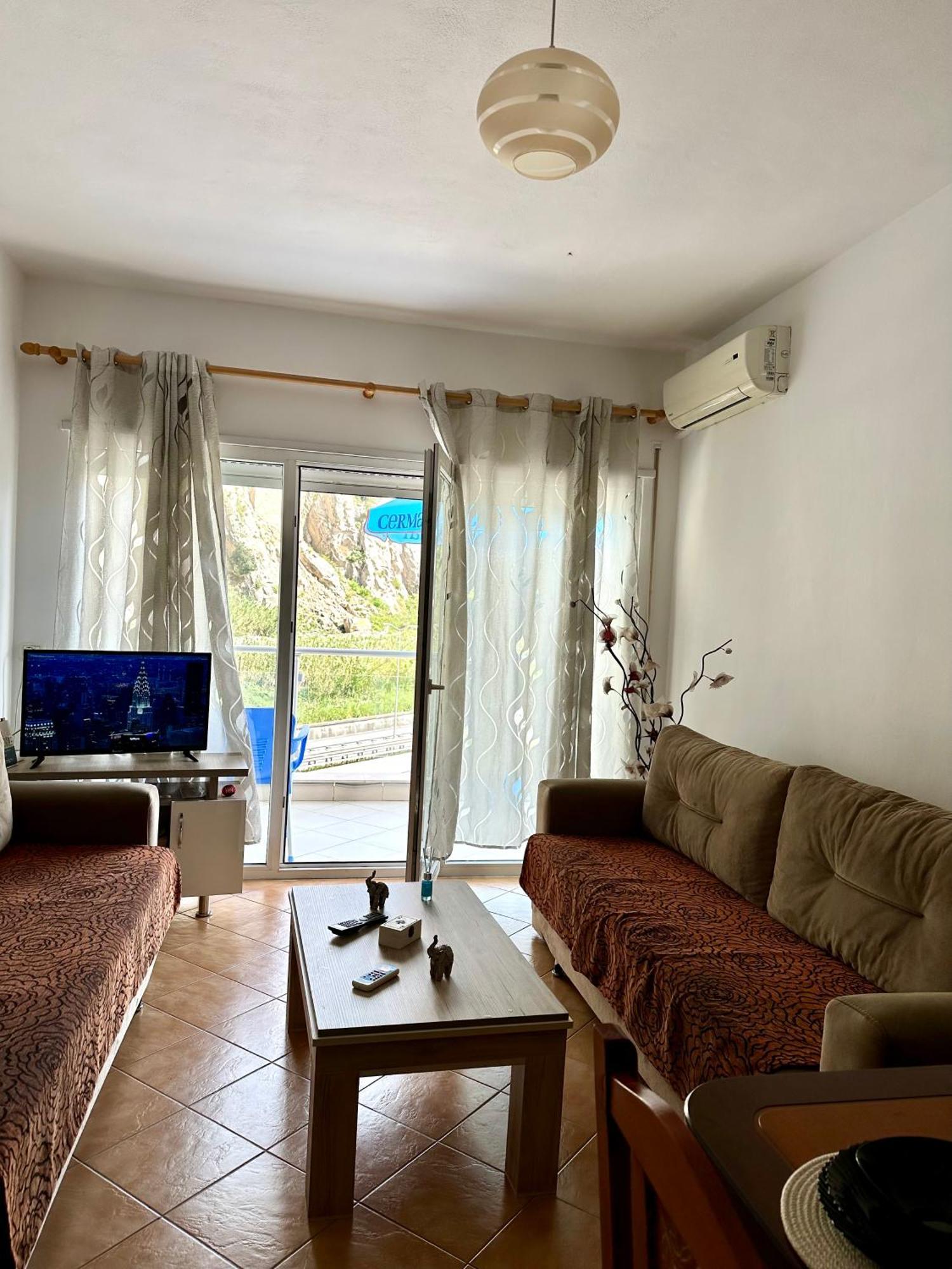 Apartment Ermest ,Kavaje Rock دراس المظهر الخارجي الصورة