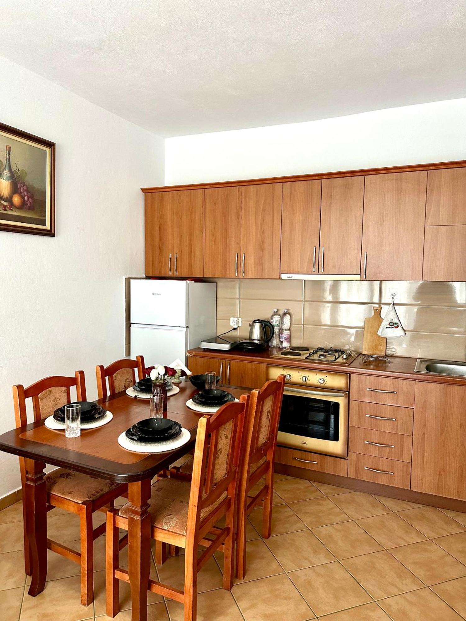 Apartment Ermest ,Kavaje Rock دراس المظهر الخارجي الصورة